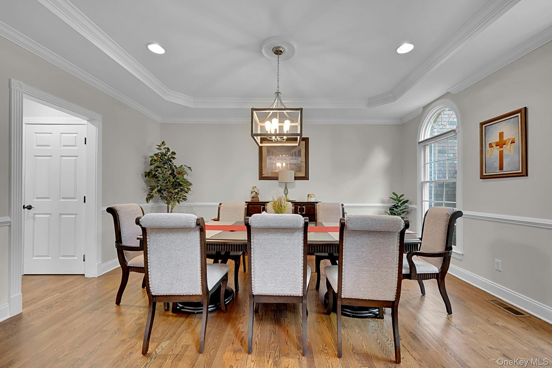 Photo 8 of this property