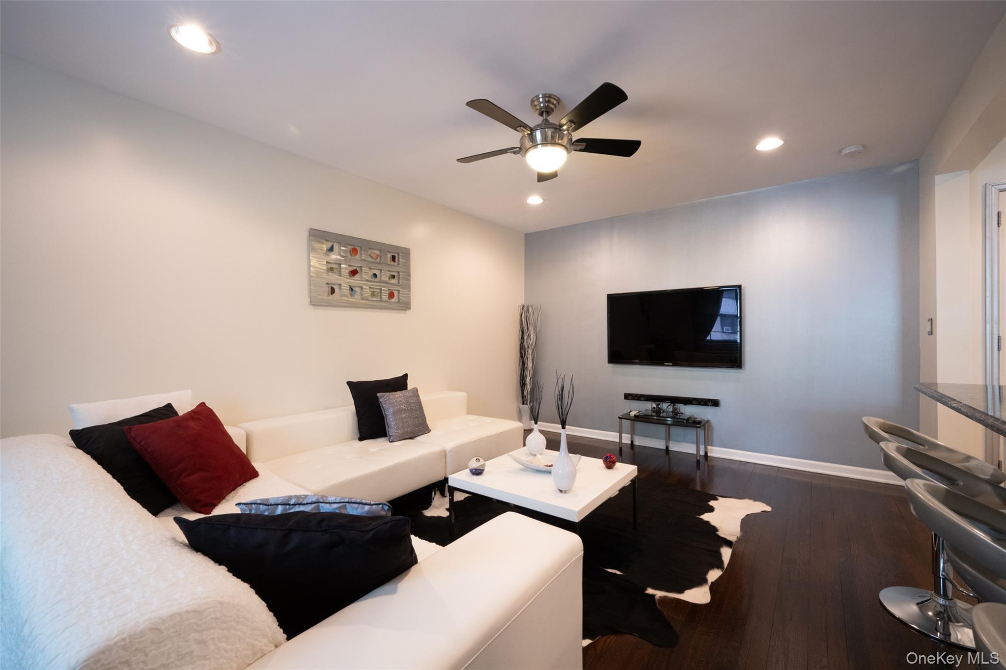 Photo 6 of this property