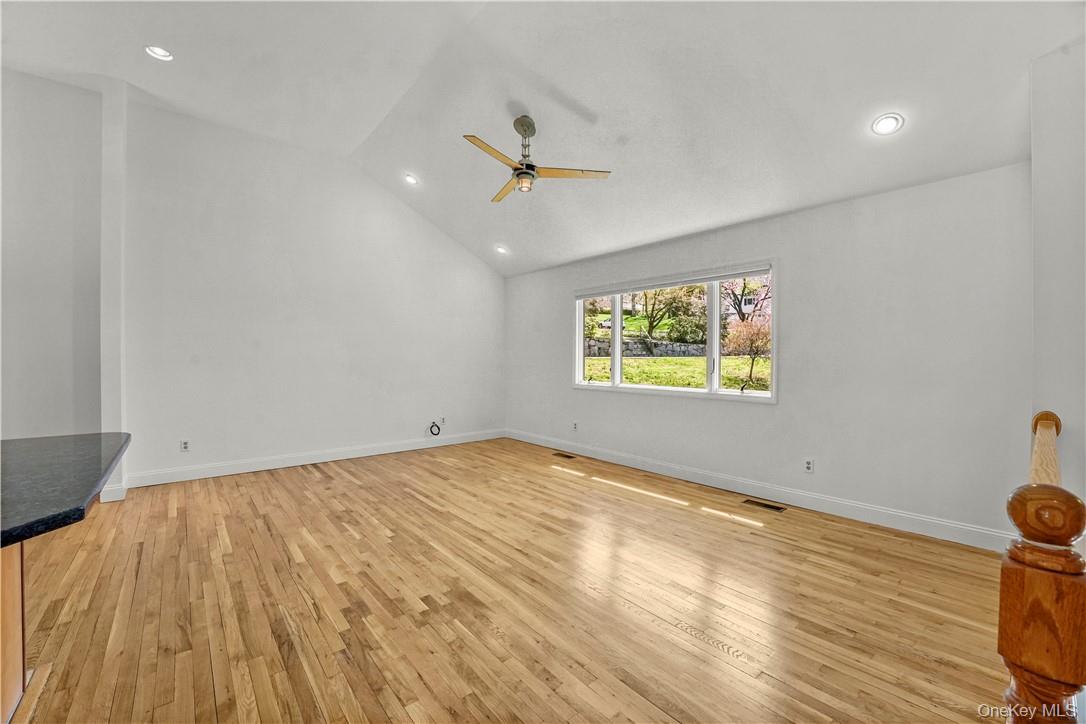 Photo 4 of this property