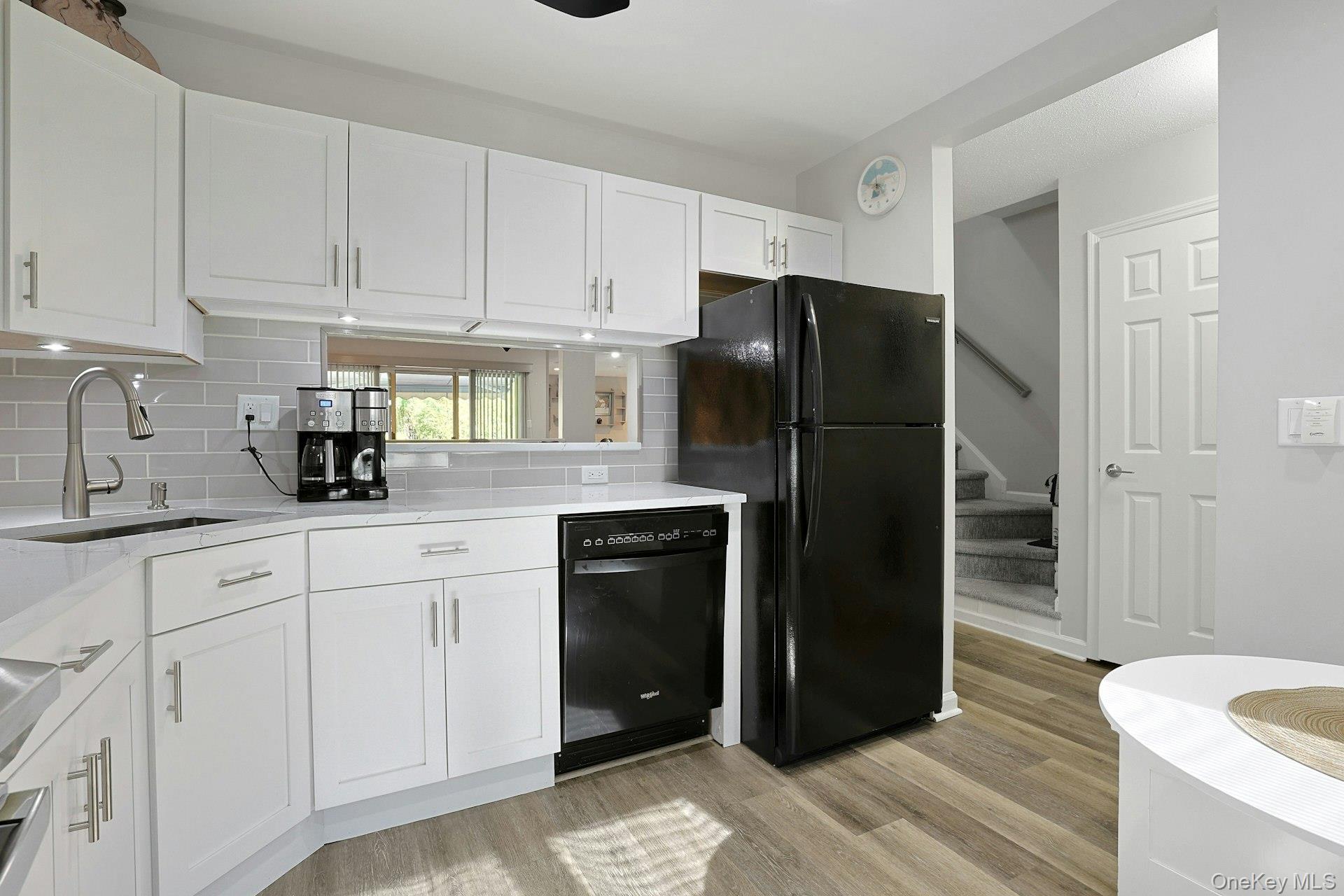 Photo 4 of this property