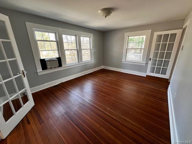 Photo 4 of this property