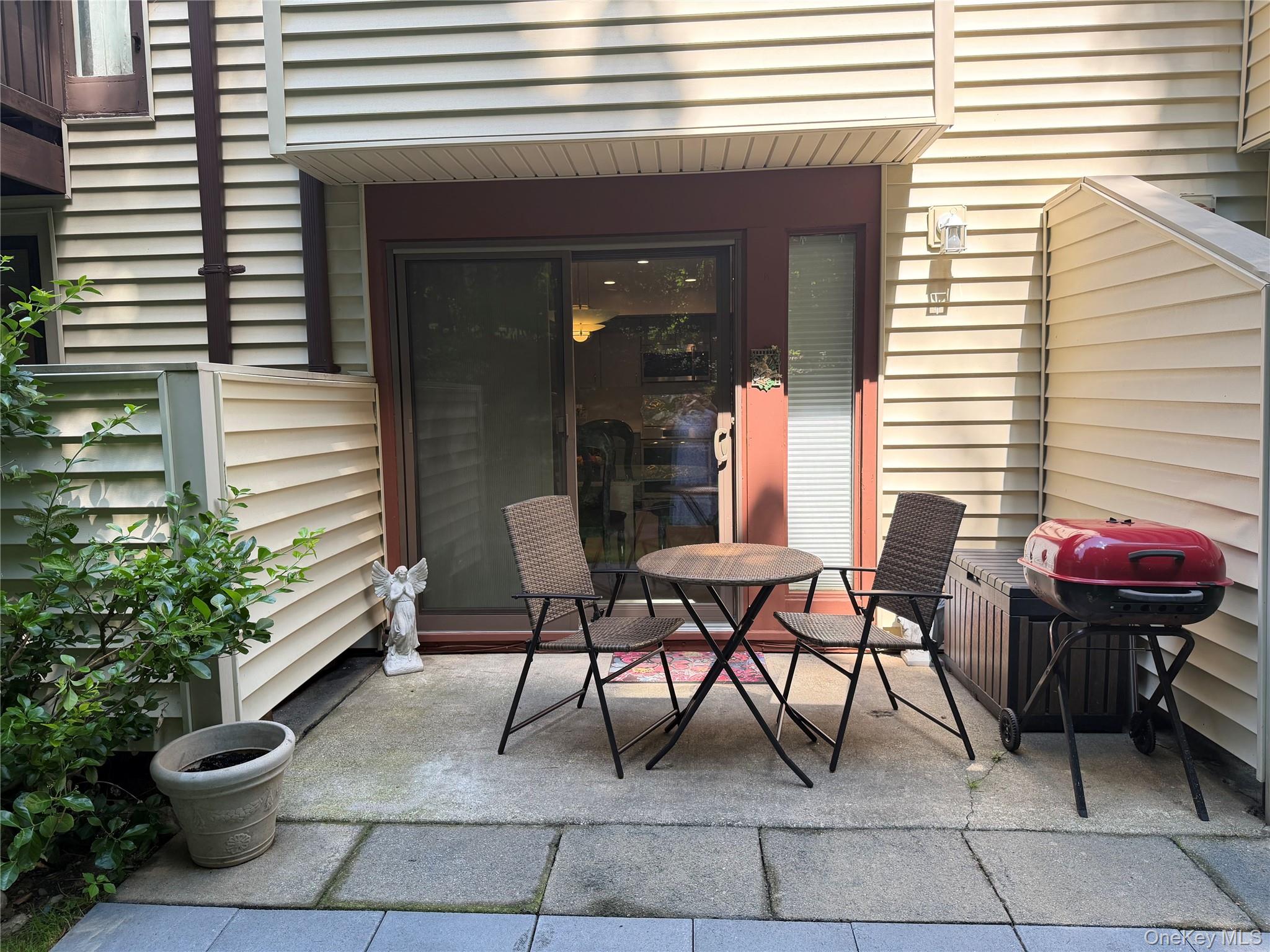 Photo 11 of this property
