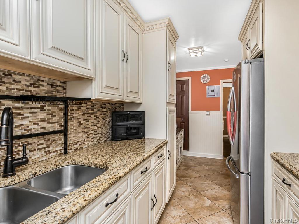 Photo 5 of this property