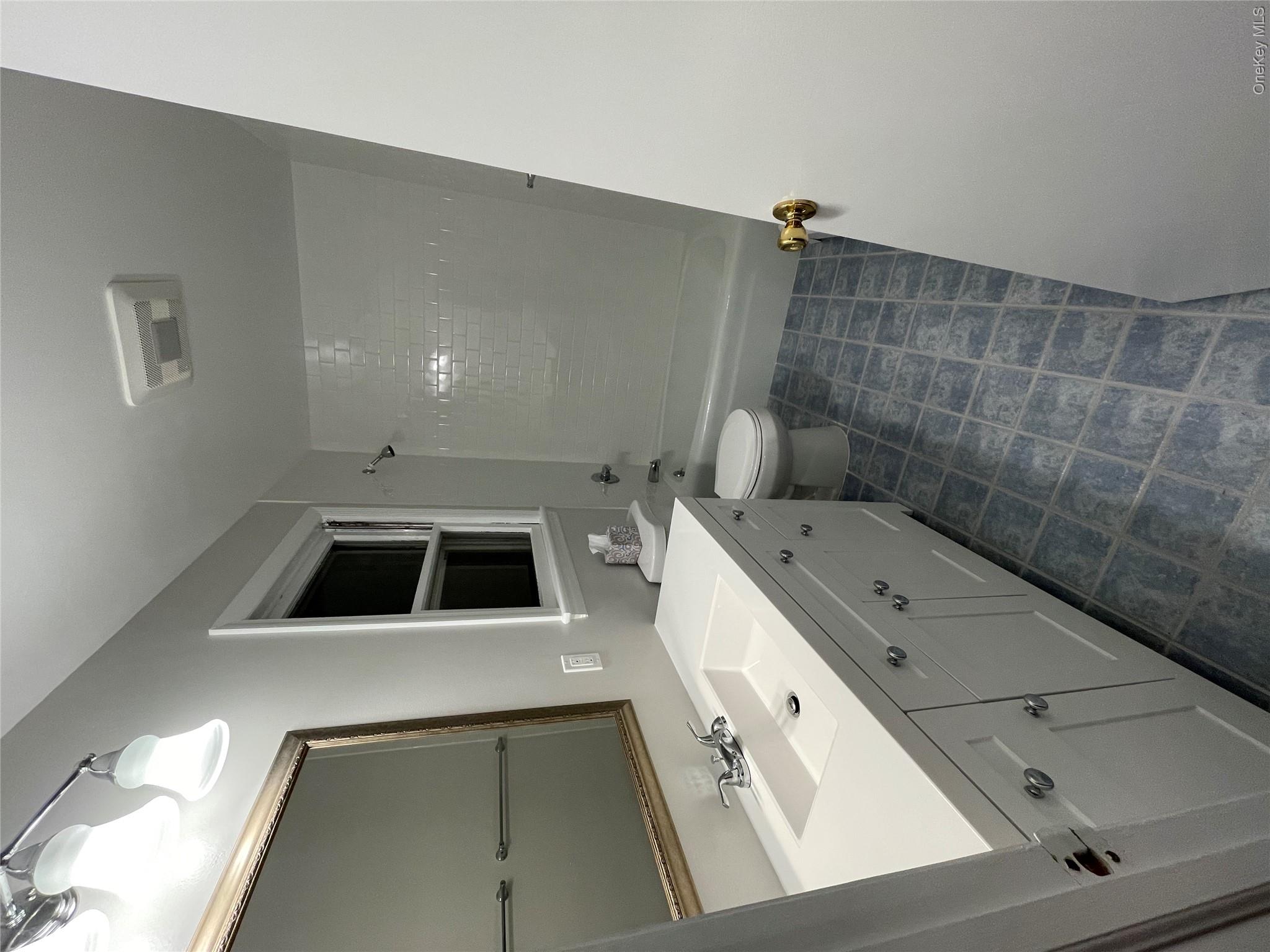 Photo 7 of this property