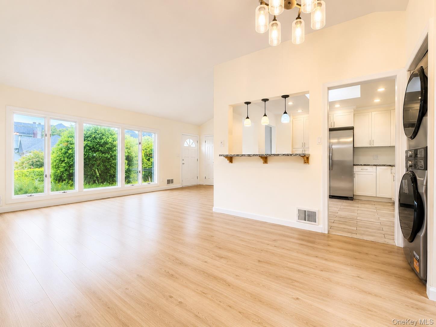 Photo 7 of this property