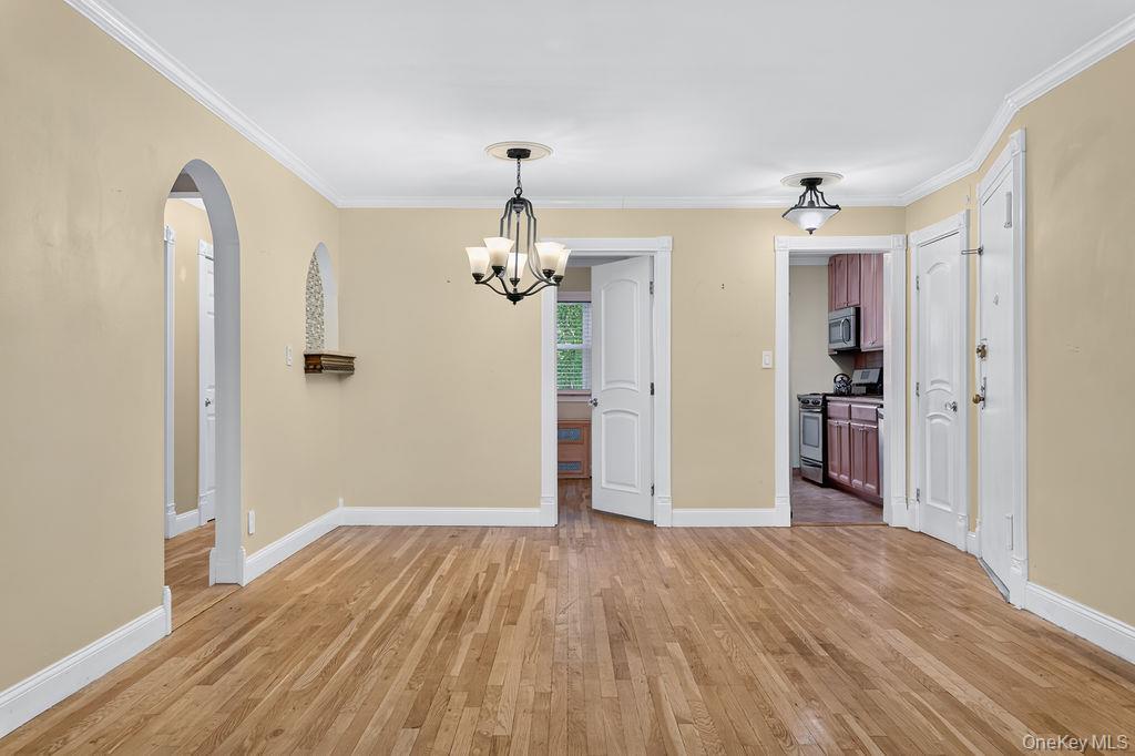 Photo 4 of this property