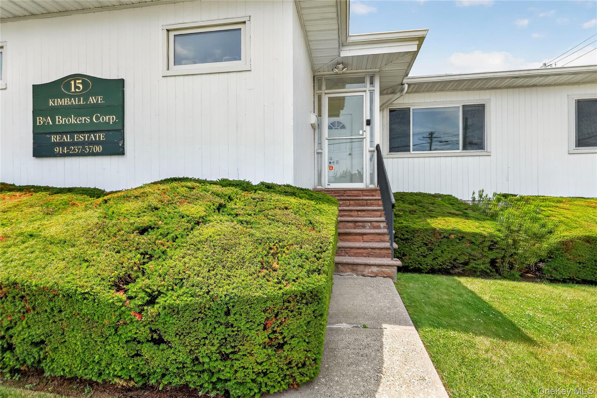 Photo 4 of this property