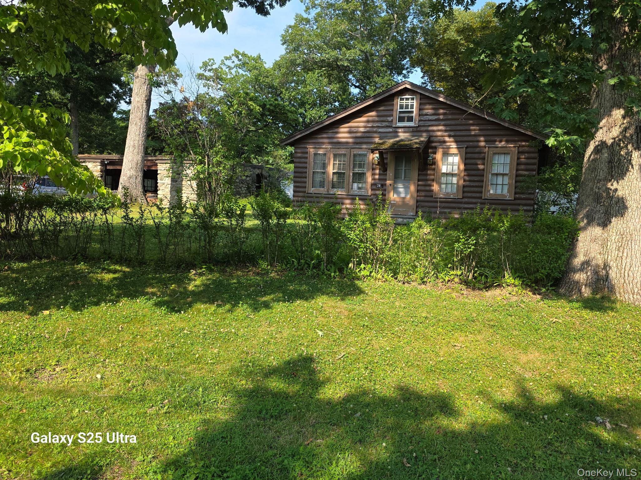 Photo 3 of this property
