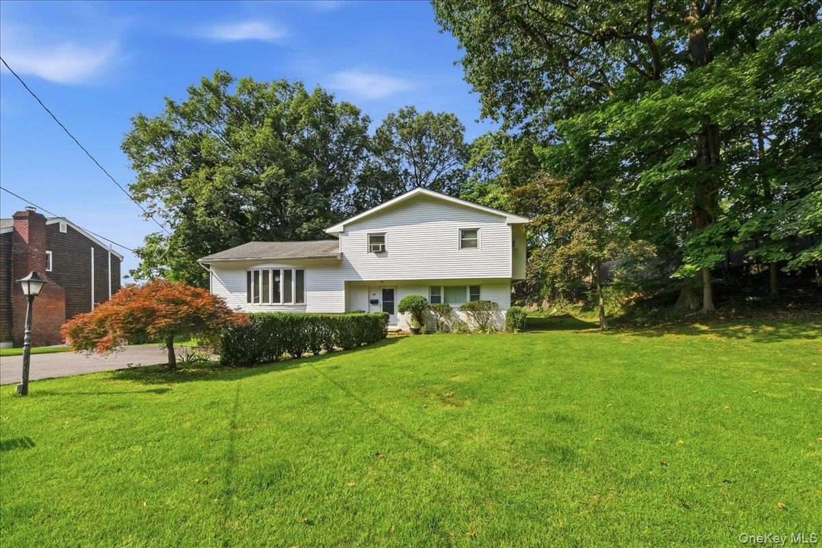 Photo 4 of this property