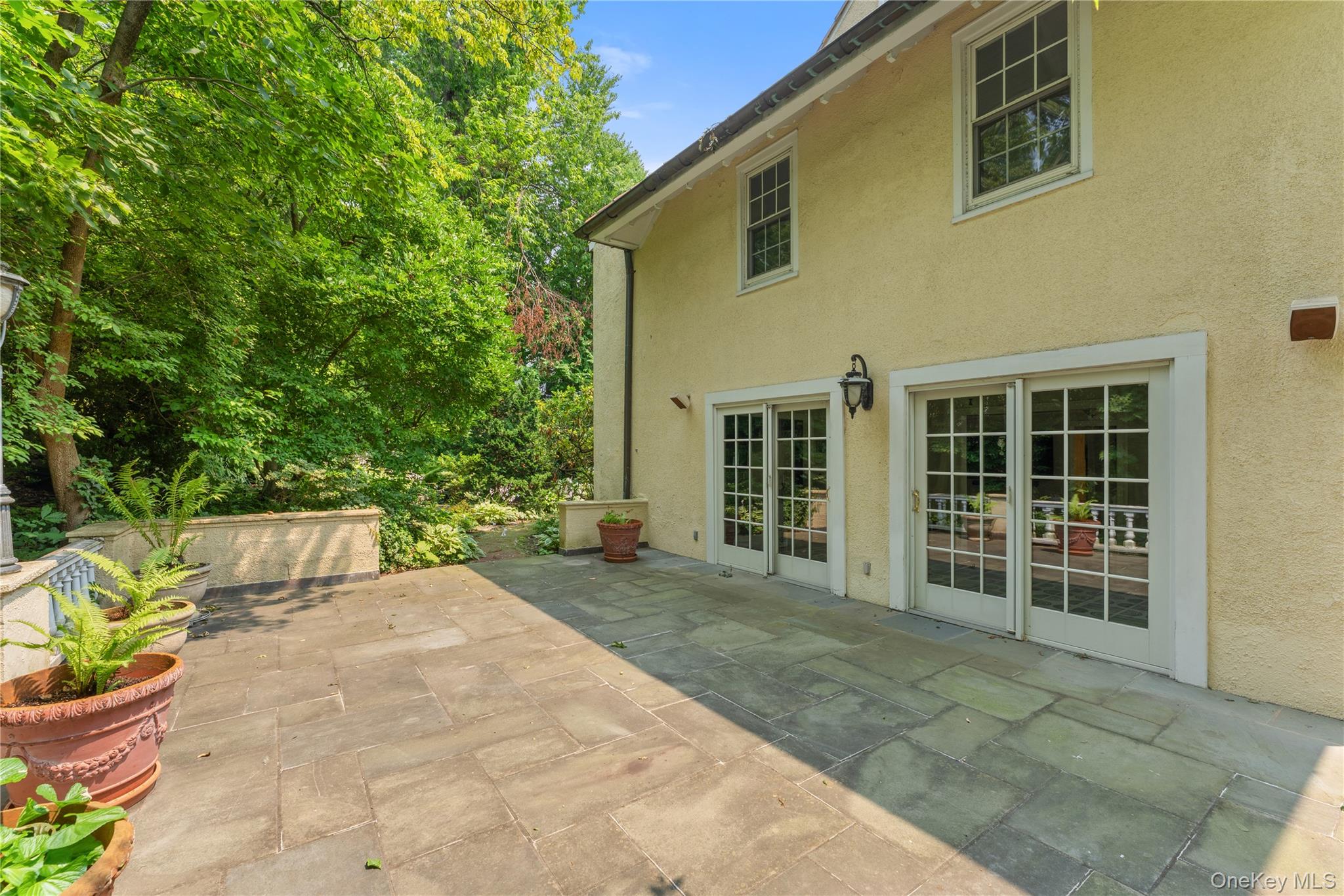 Photo 32 of this property