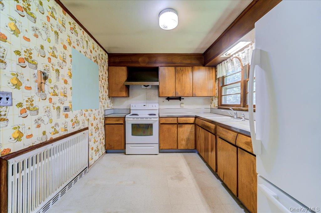Photo 12 of this property