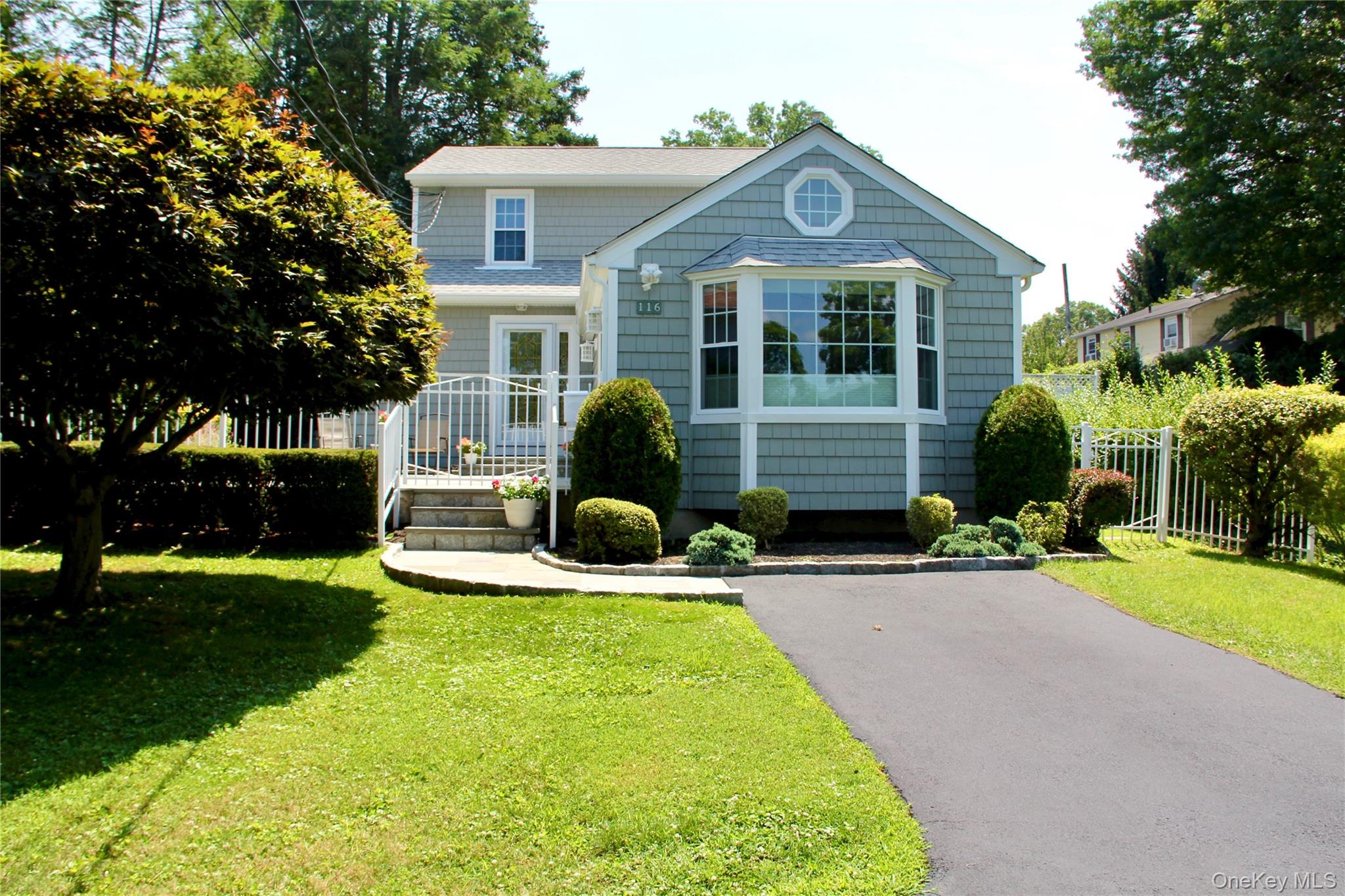 Photo 3 of this property