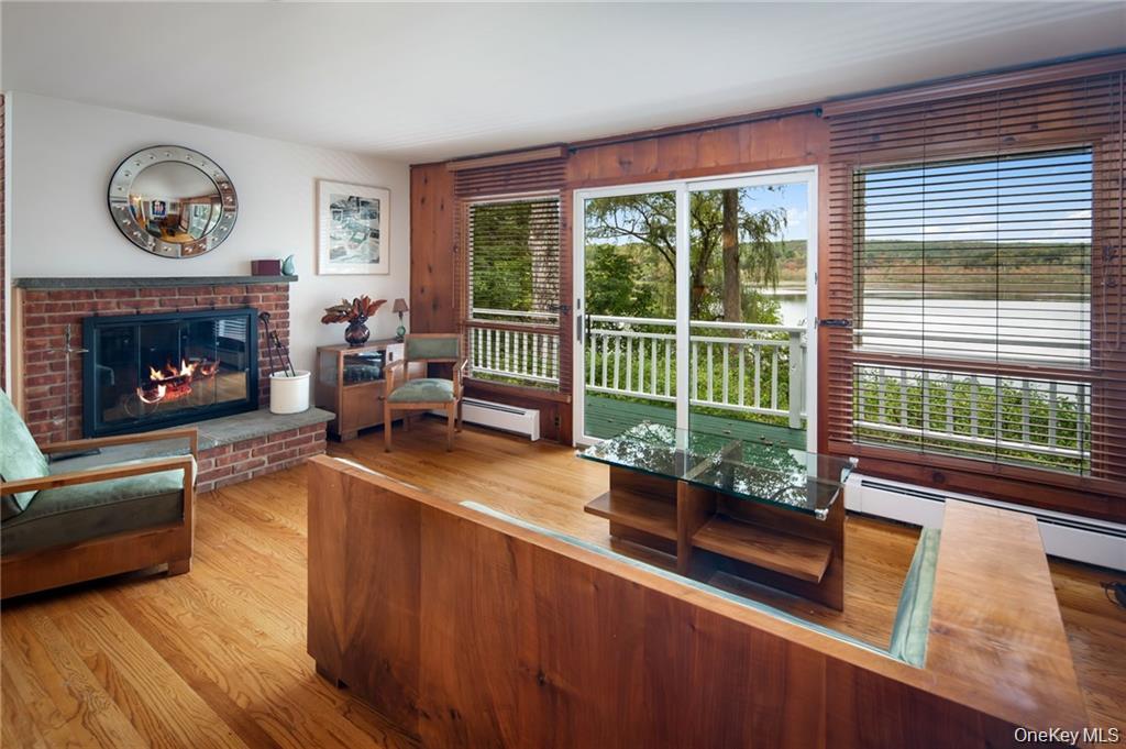 Photo 4 of this property