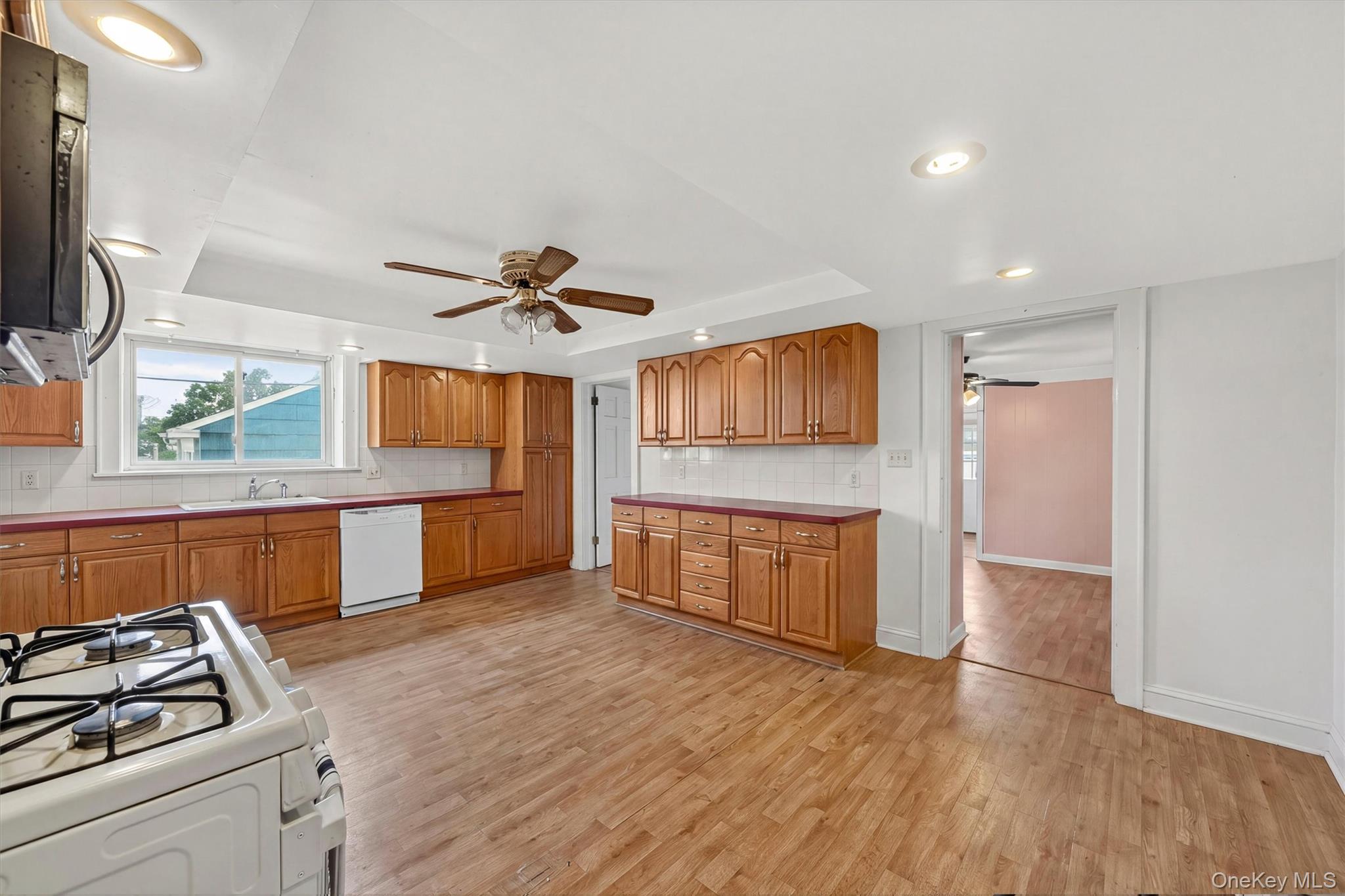 Photo 7 of this property