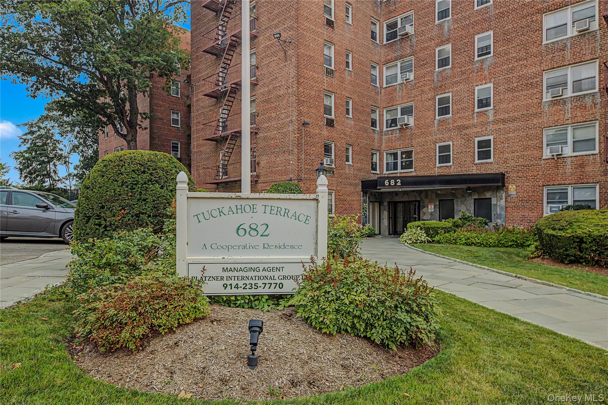 A must see.  Beautiful Bright & Spacious fully renovated 2 Bedroom apa...