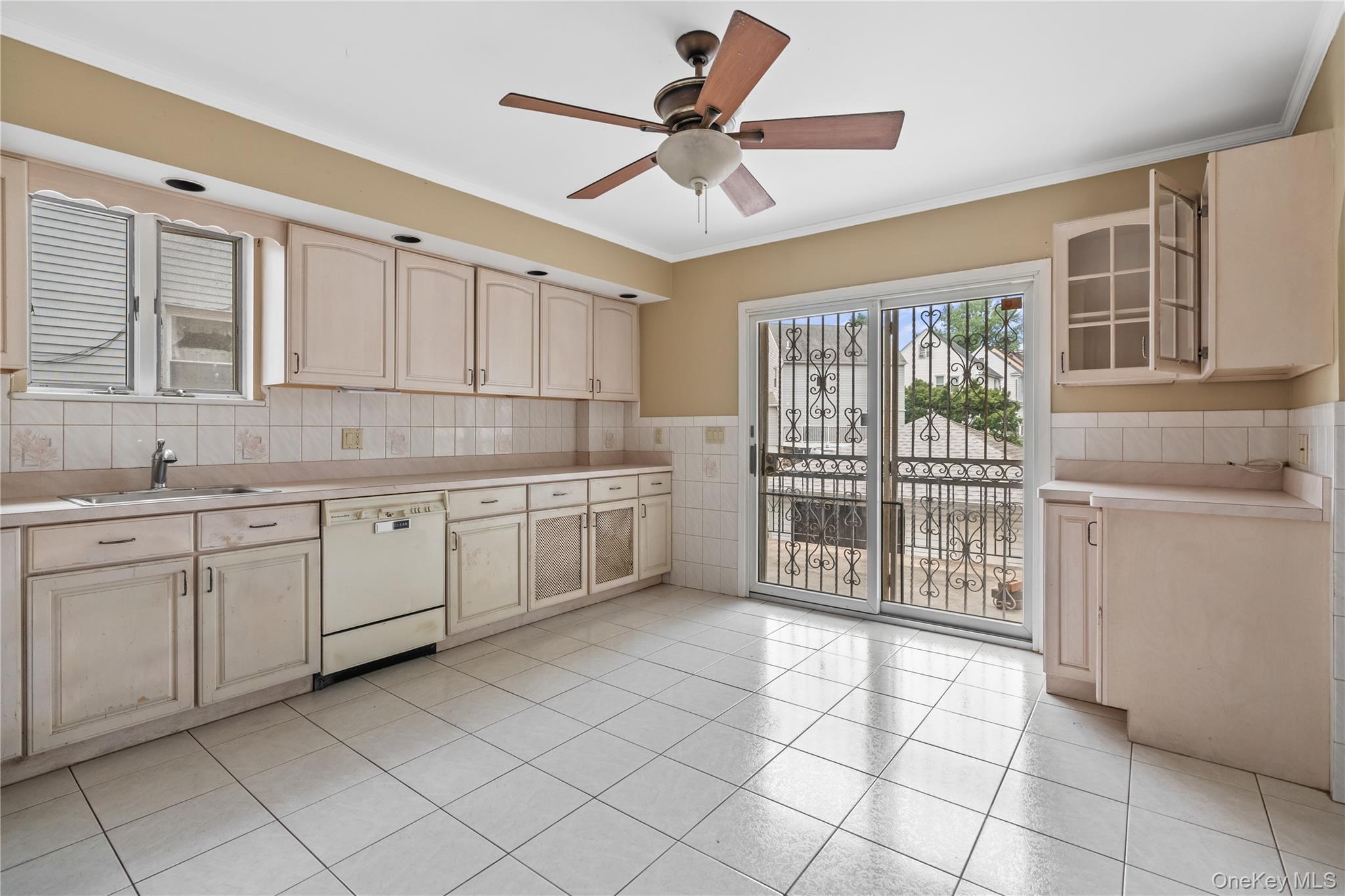 Photo 6 of this property
