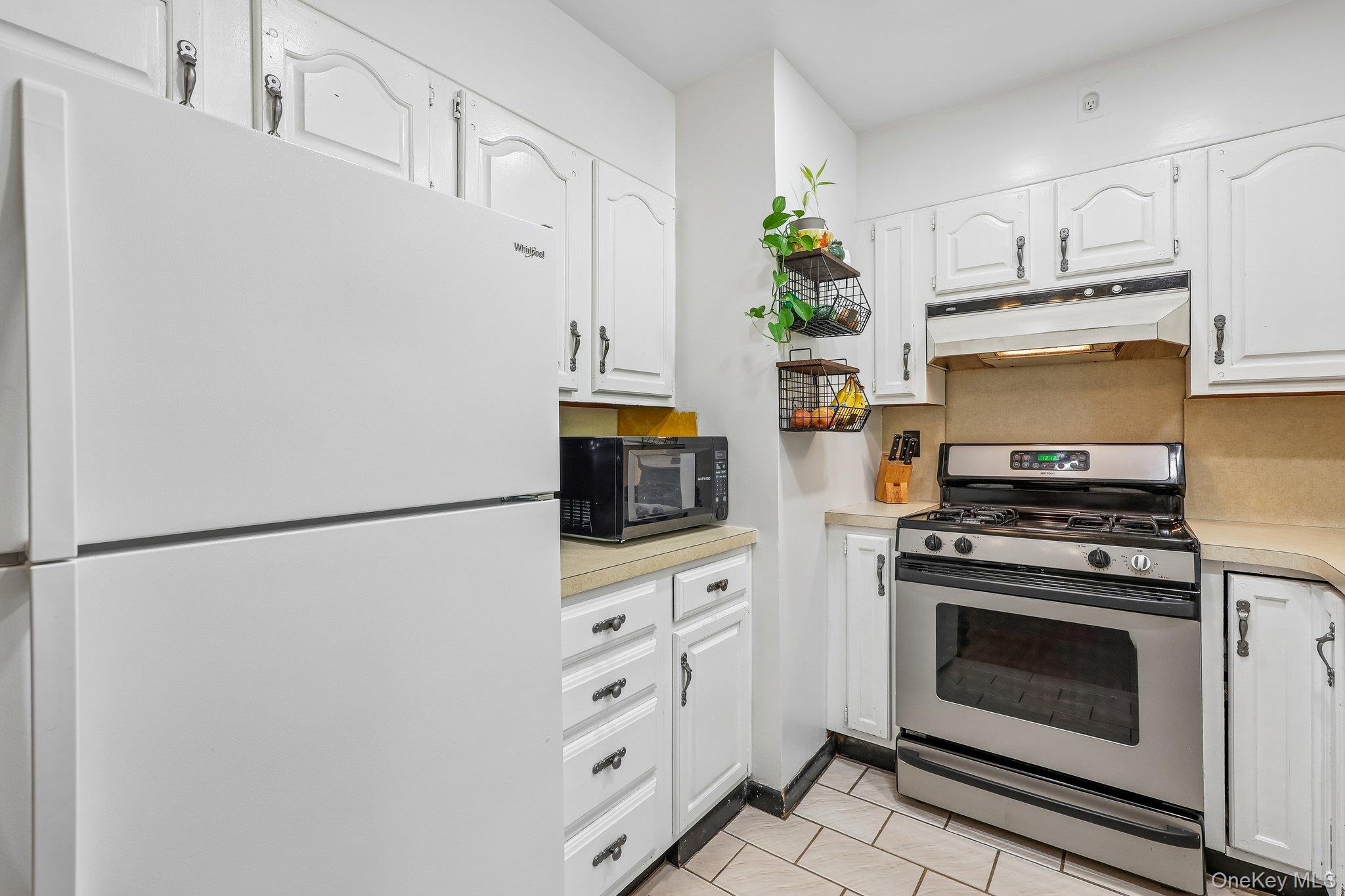 Photo 9 of this property