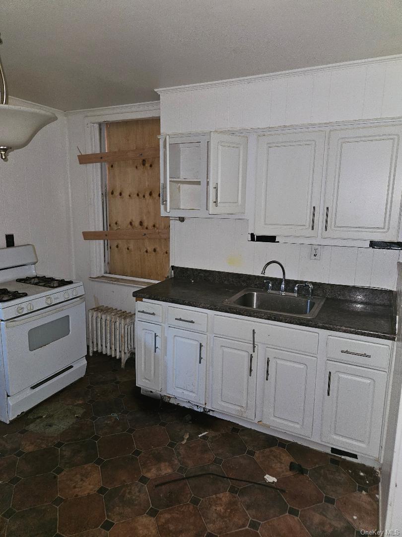 Photo 8 of this property