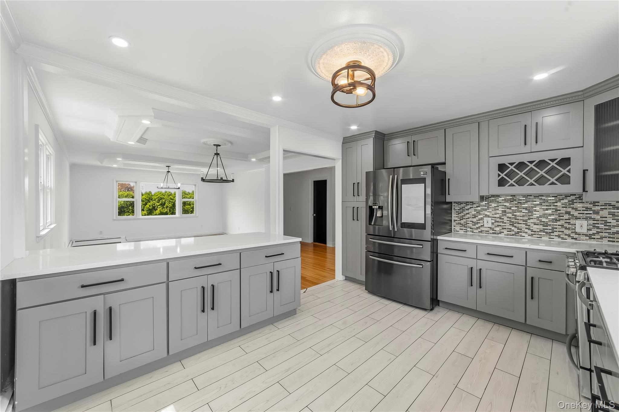 Photo 6 of this property