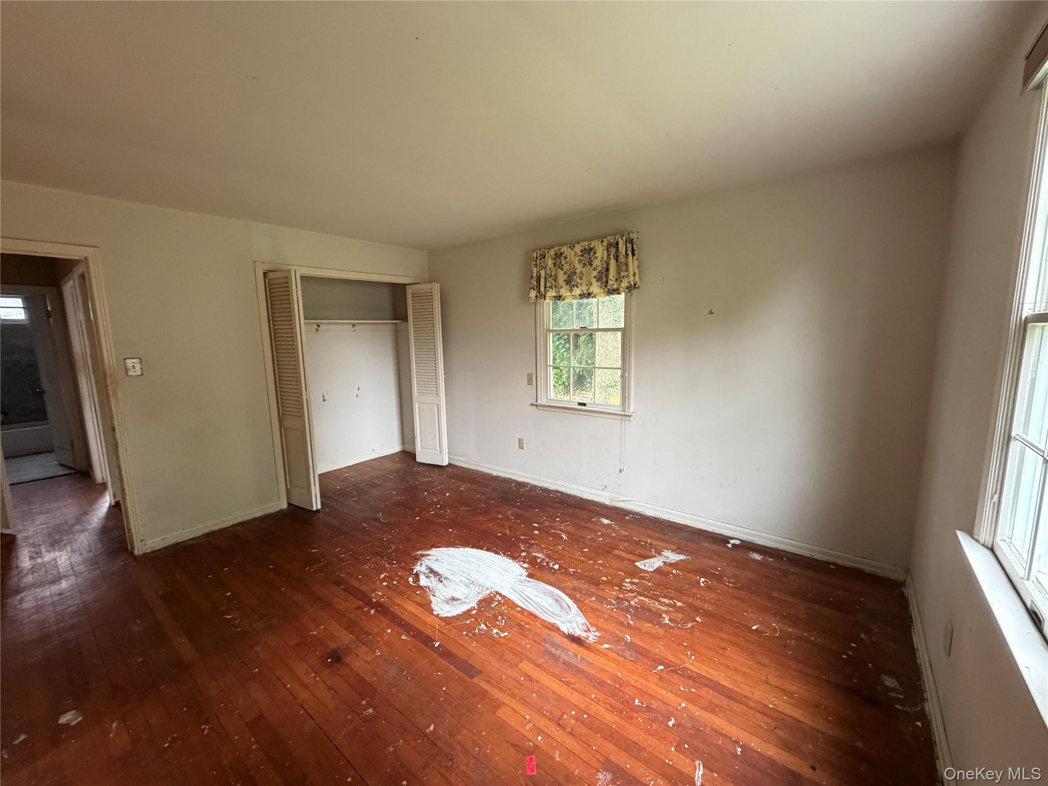 Photo 4 of this property