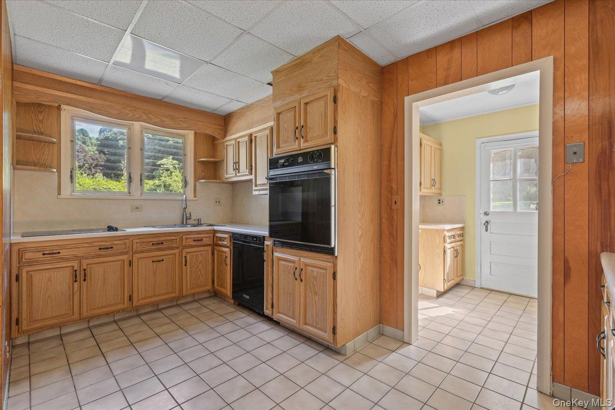Photo 11 of this property