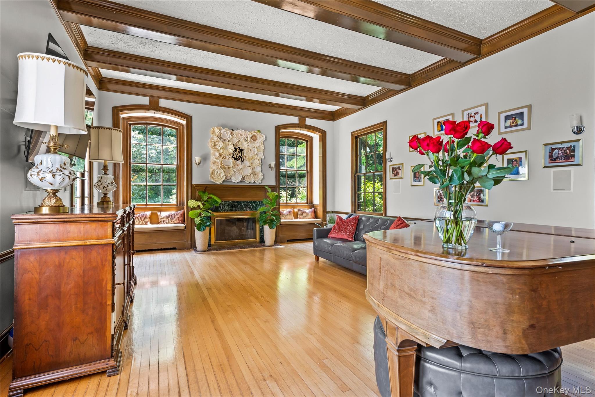 Photo 4 of this property