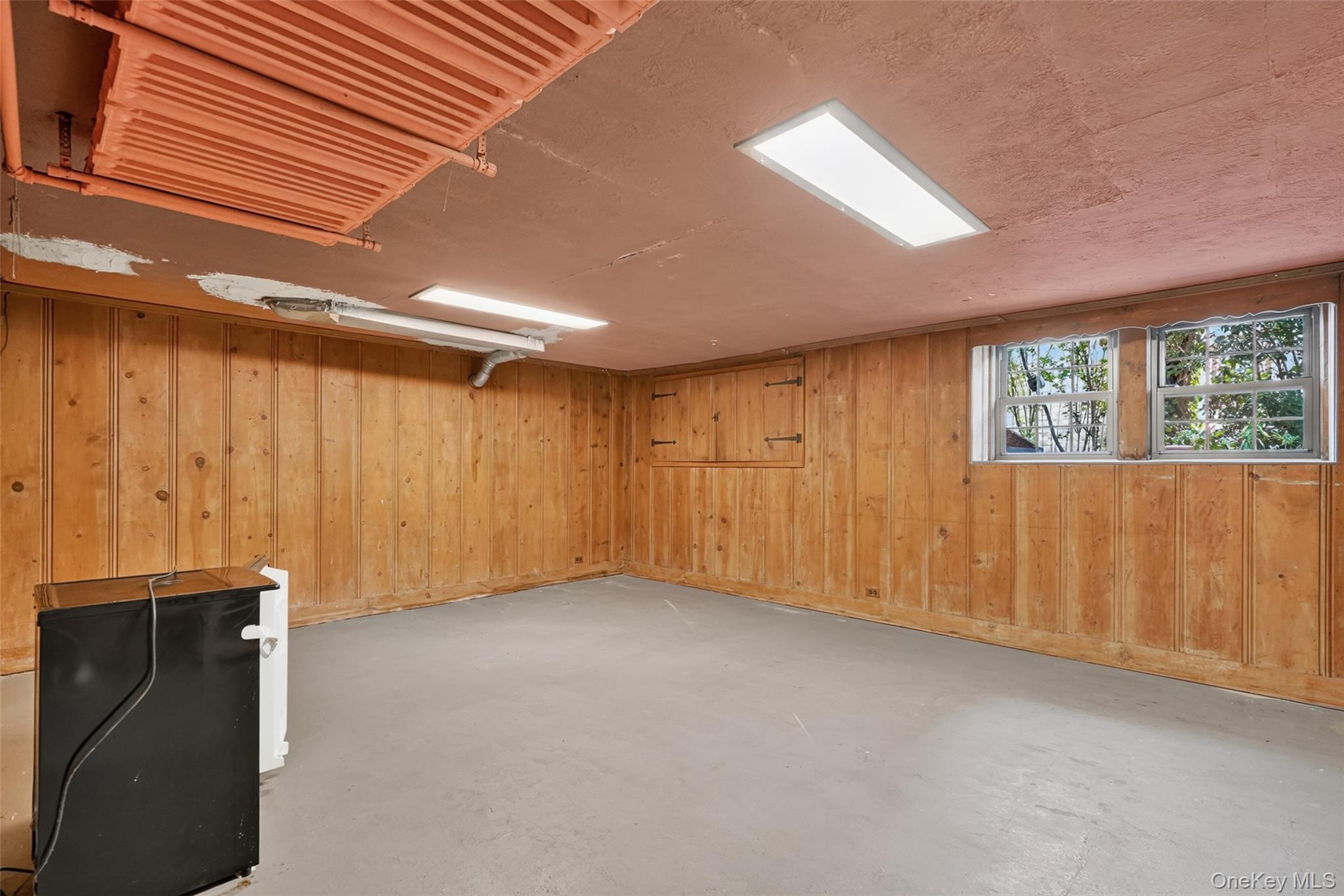Photo 33 of this property