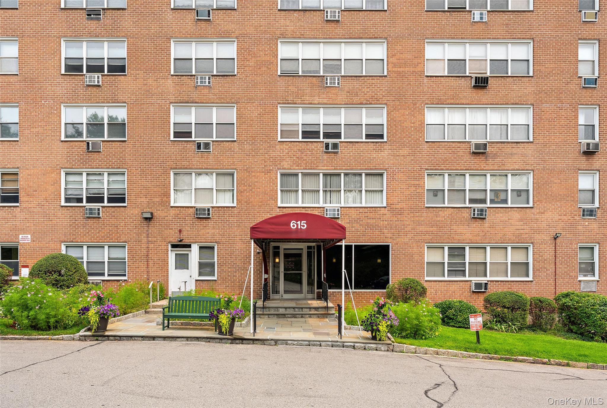 Welcome to Palmer House which is a private gated community.  Set withi...