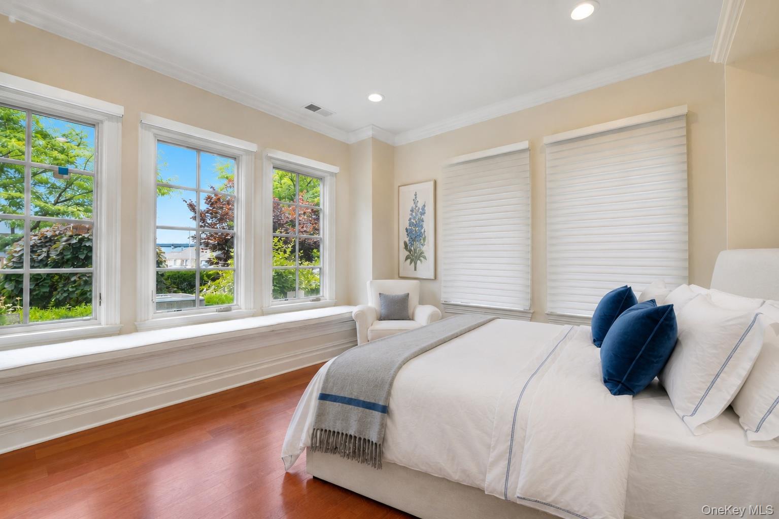 Photo 6 of this property