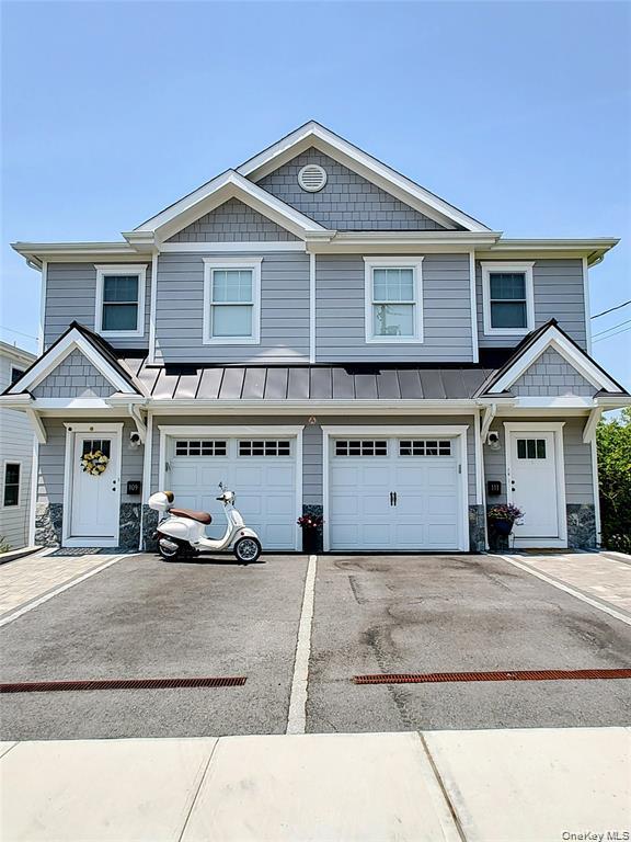 Sophisticated  town house built in 2023 offers easy lifestyle with ope...