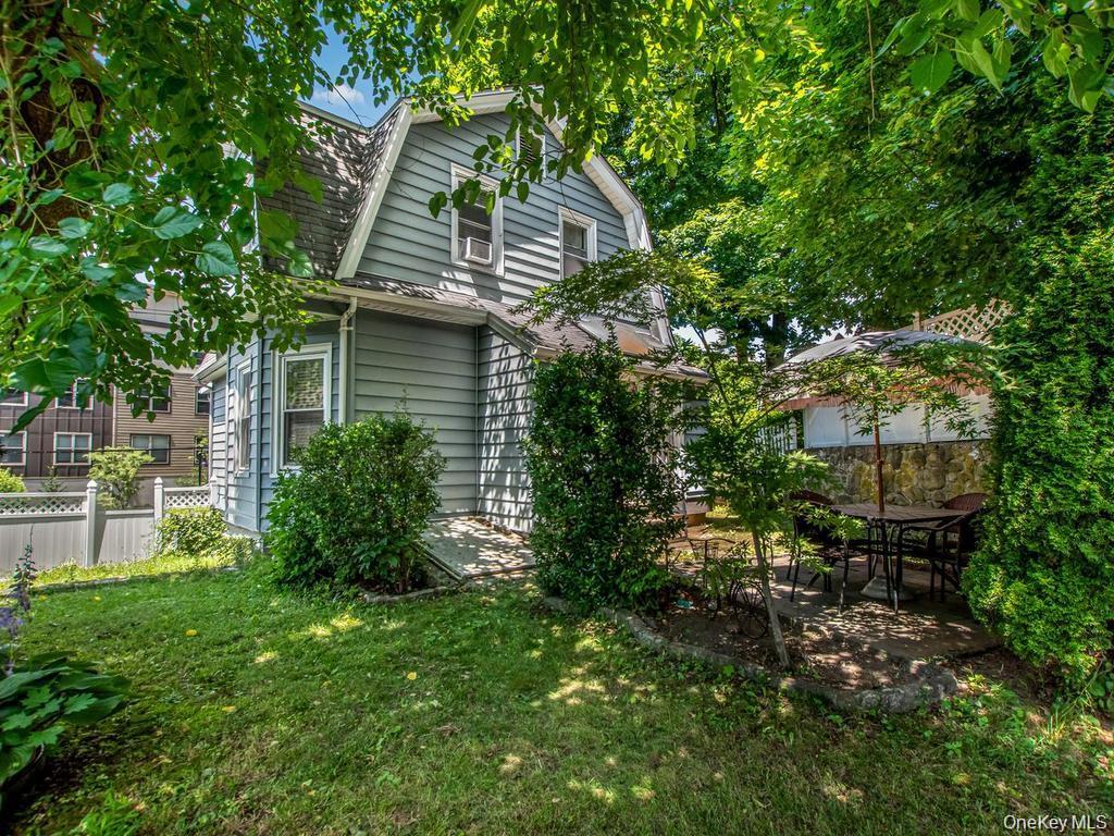 Photo 3 of this property