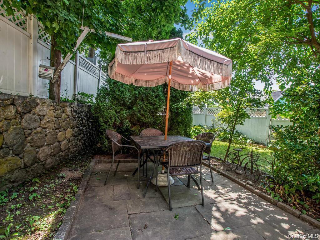 Photo 5 of this property