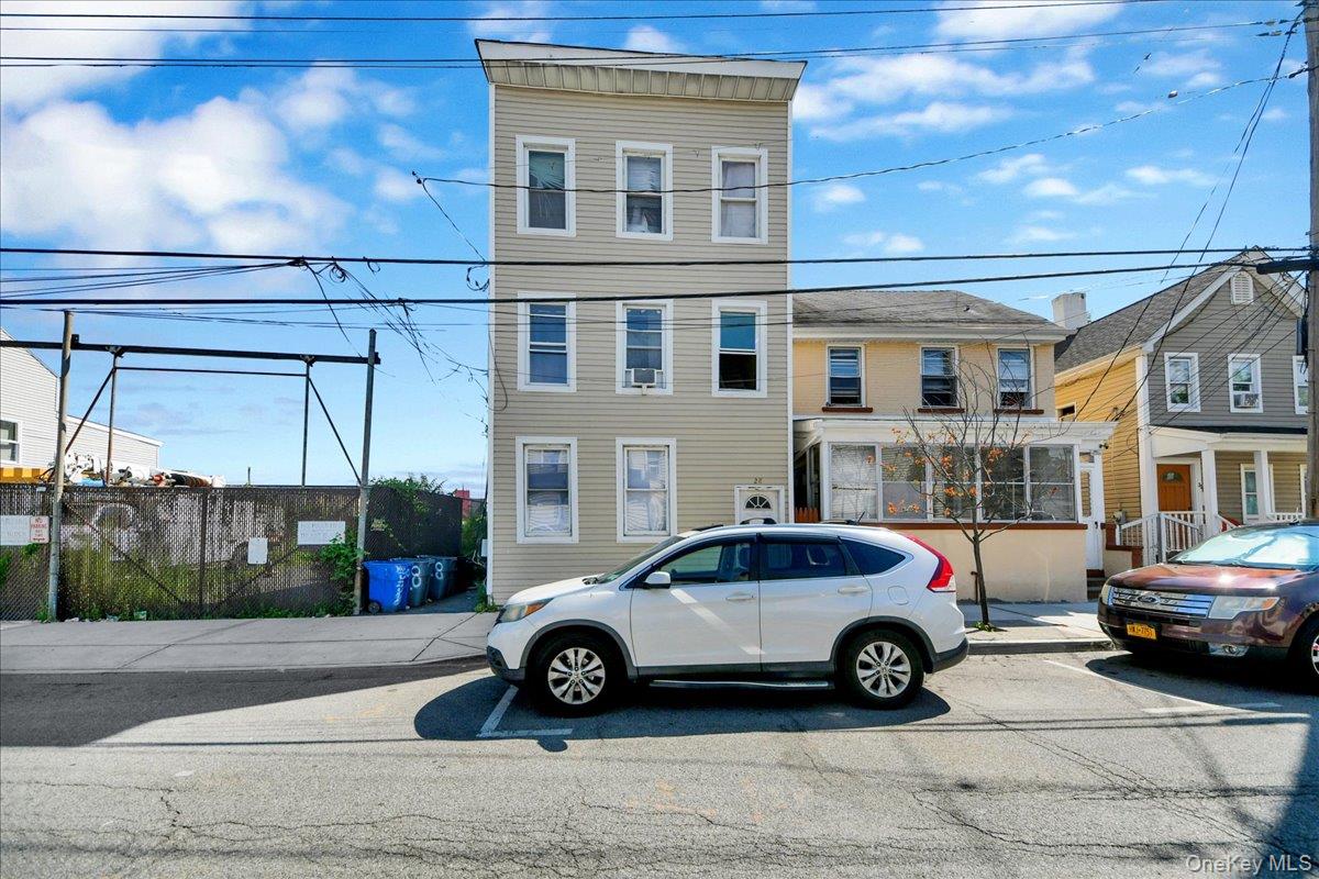 INCREDIBLE 5-FAMILY INVESTMENT IN THE HEART OF SLEEPY HOLLOW, NY - FUL...