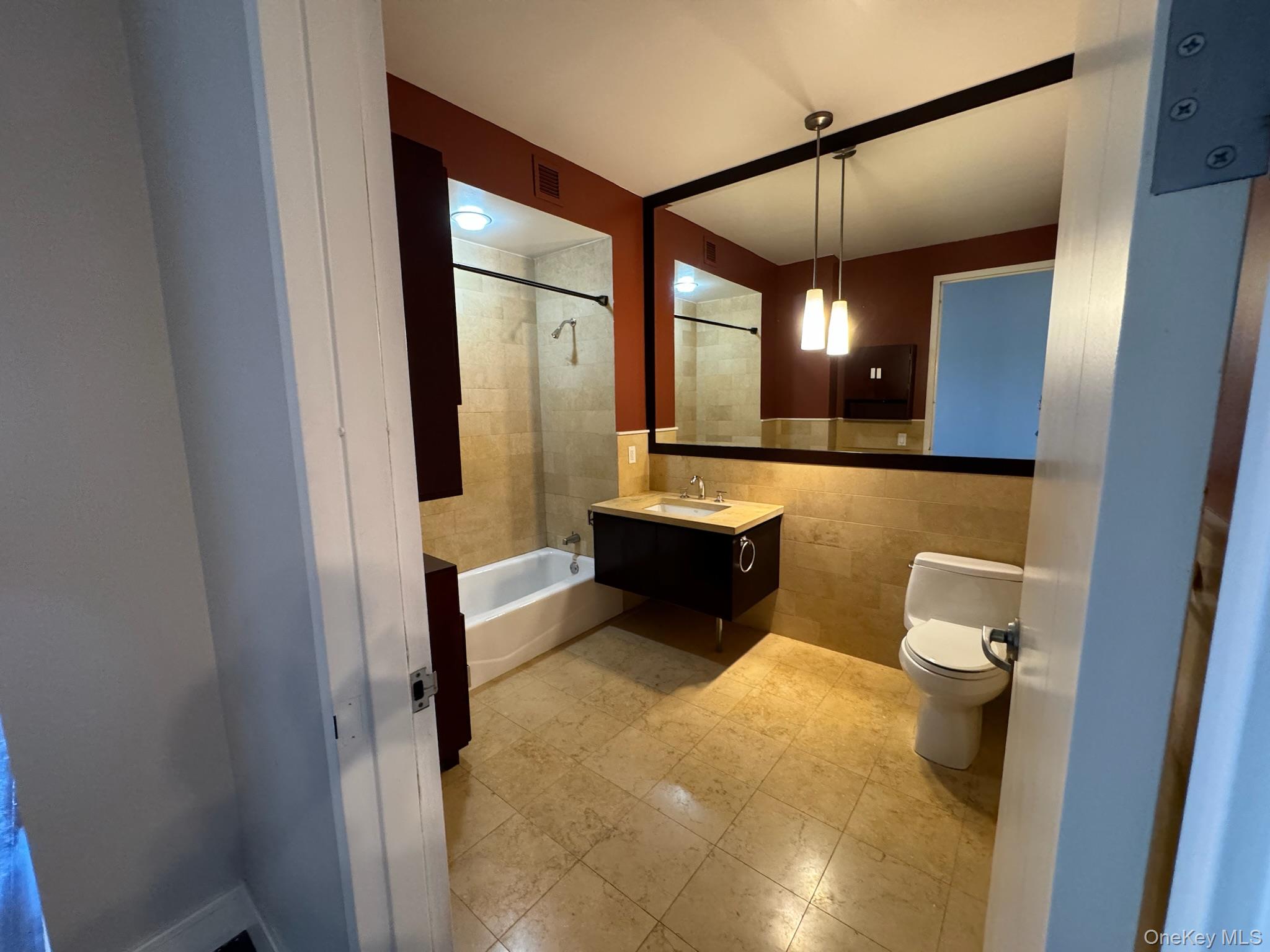 Photo 7 of this property