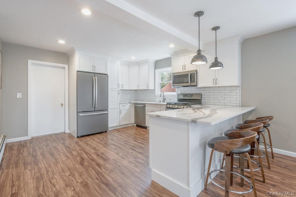 Welcome home to this charming single-family colonial in the heart of O...