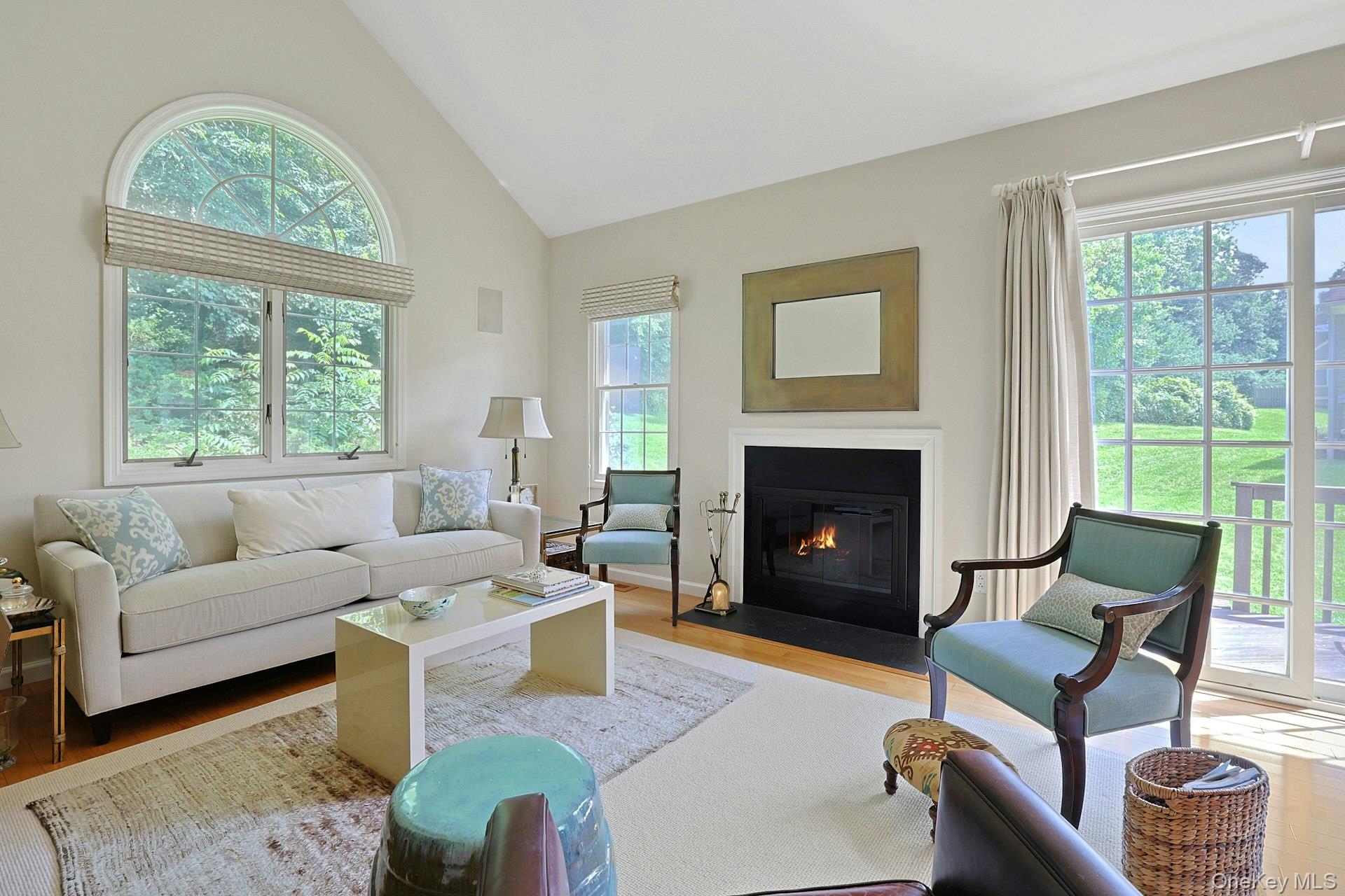 Photo 4 of this property