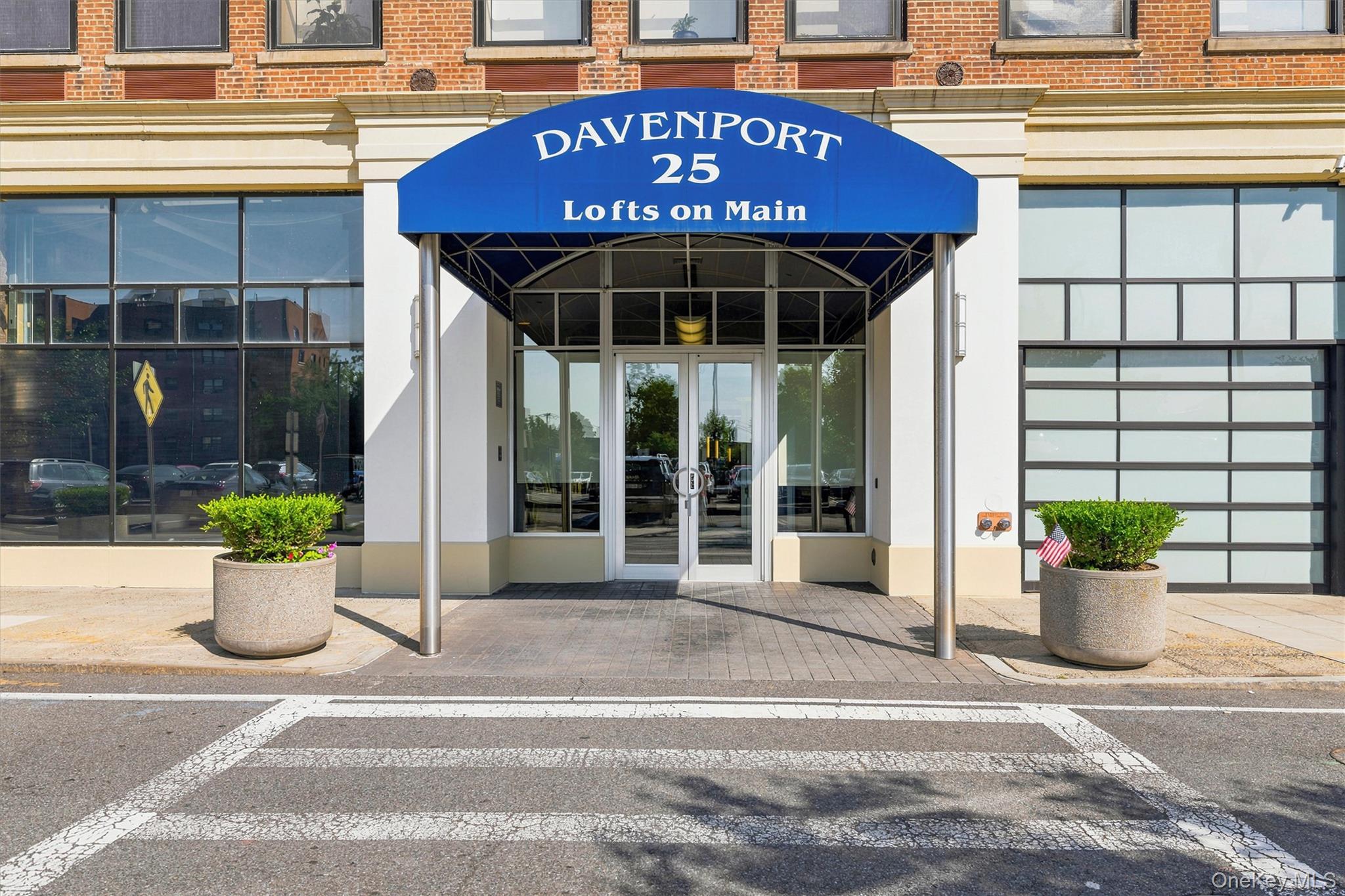 Modern loft living awaits in the heart of Downtown New Rochelle!

Welc...
