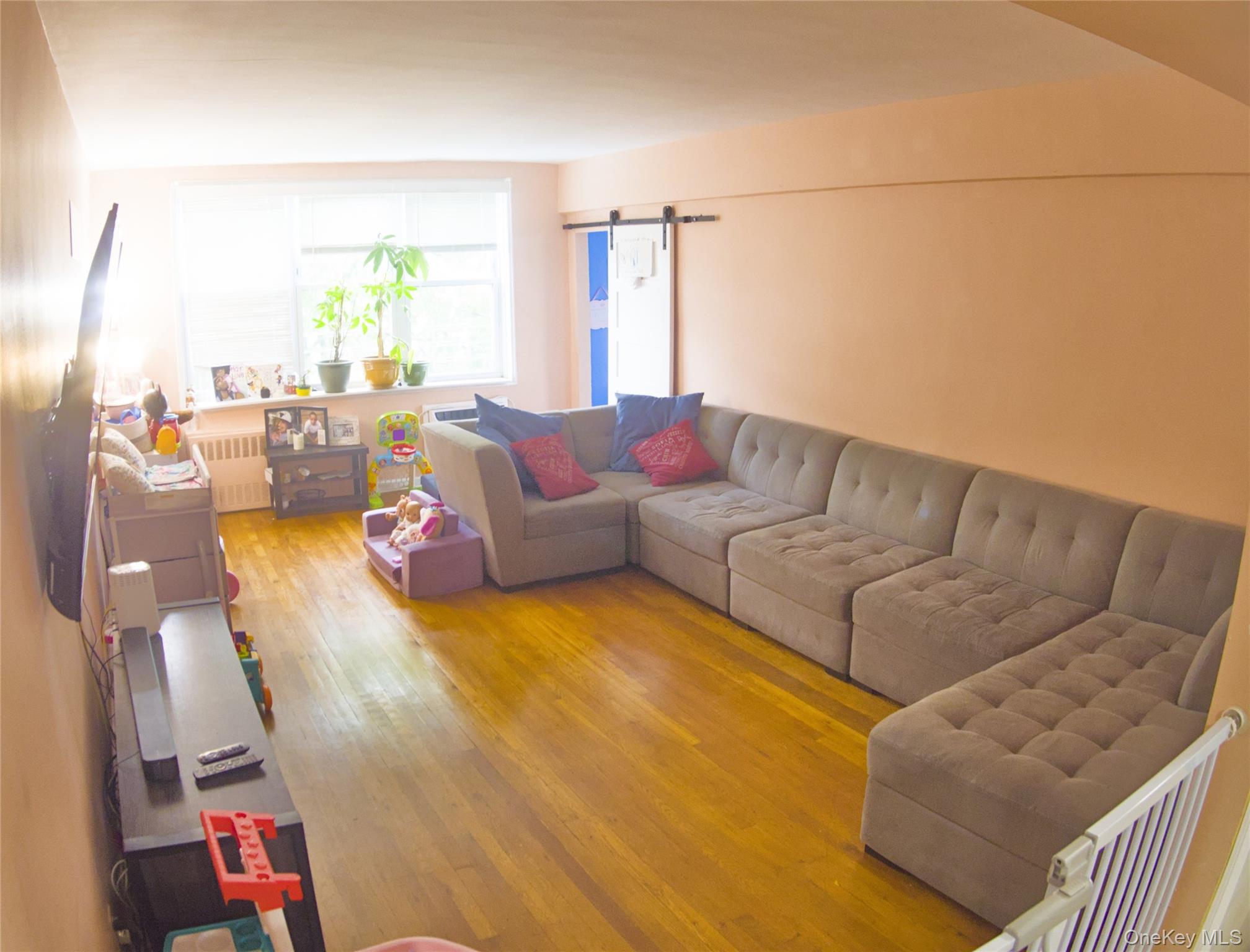 Photo 4 of this property