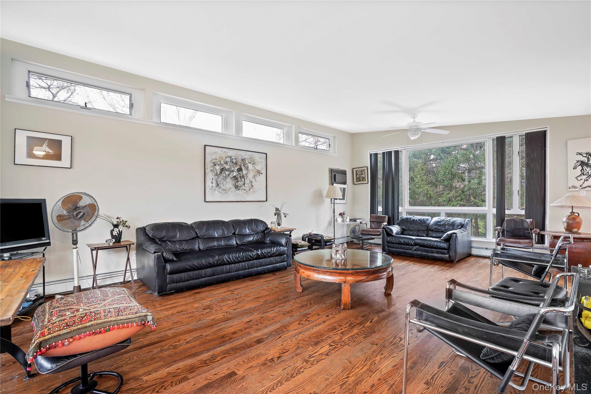 Photo 4 of this property