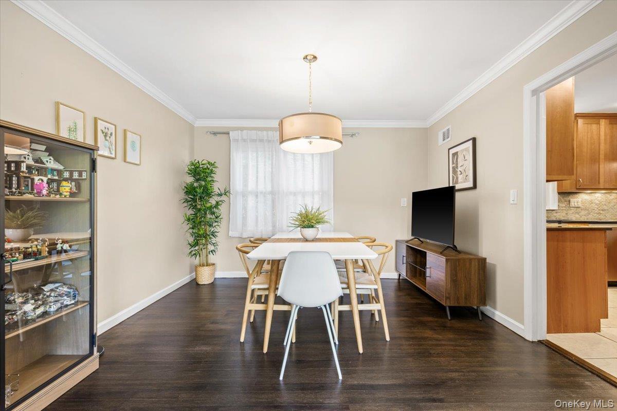 Photo 7 of this property