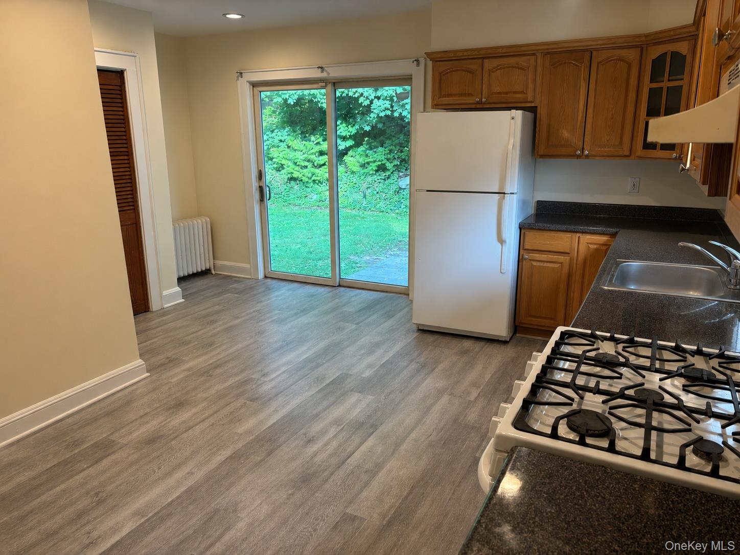Photo 7 of this property