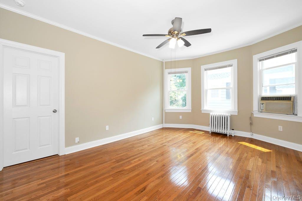 Photo 4 of this property