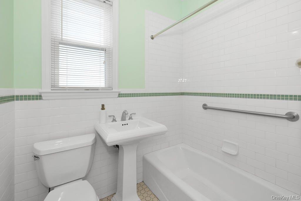 Photo 14 of this property
