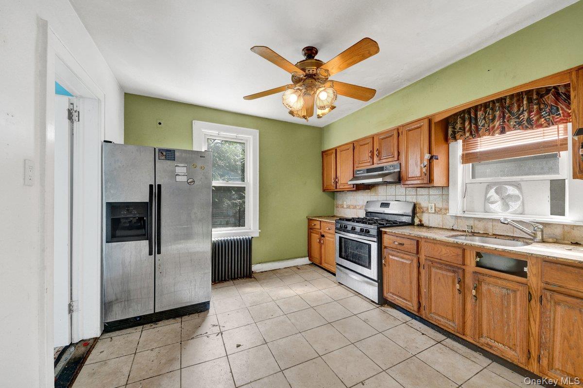 Photo 14 of this property