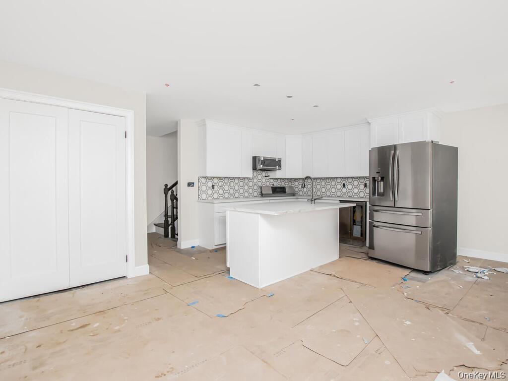 Photo 6 of this property