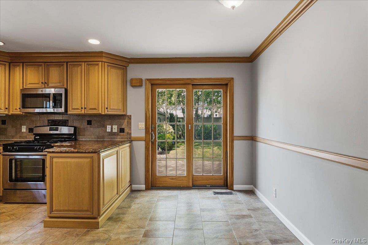 Photo 7 of this property