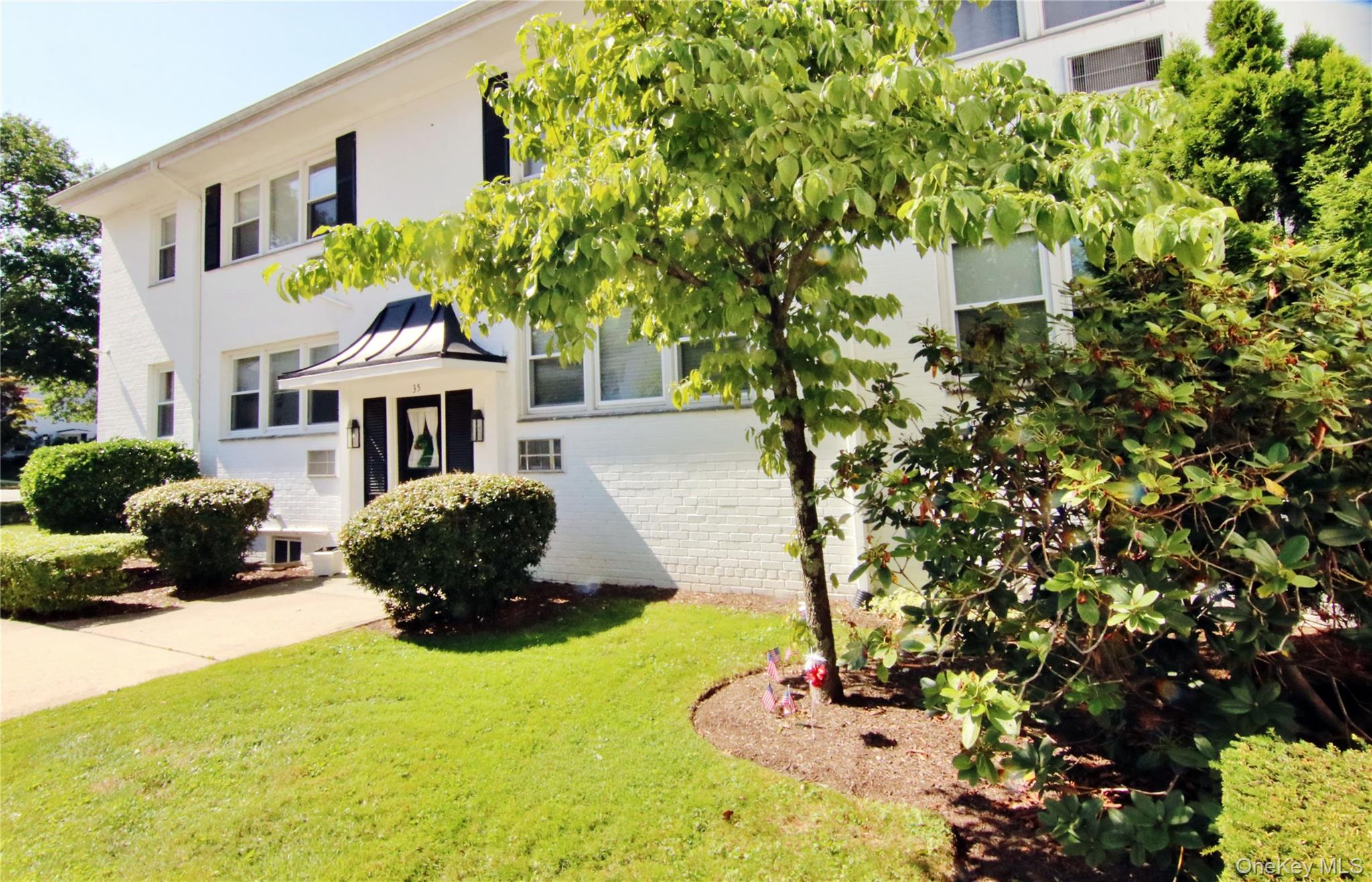 Photo 4 of this property