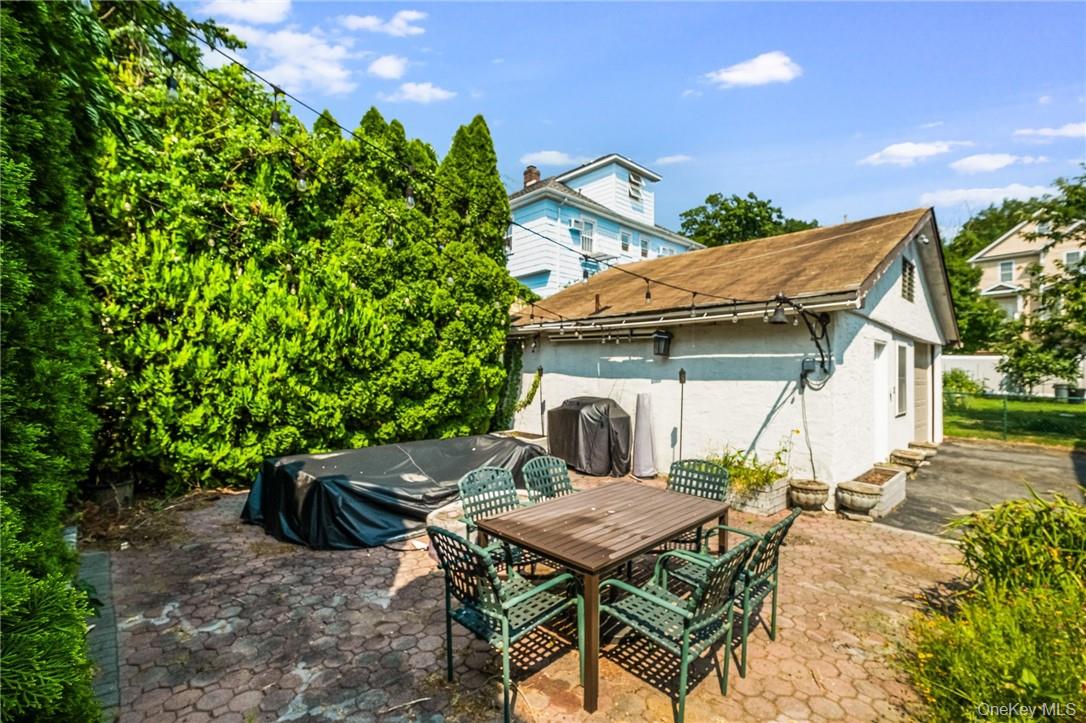 Photo 31 of this property