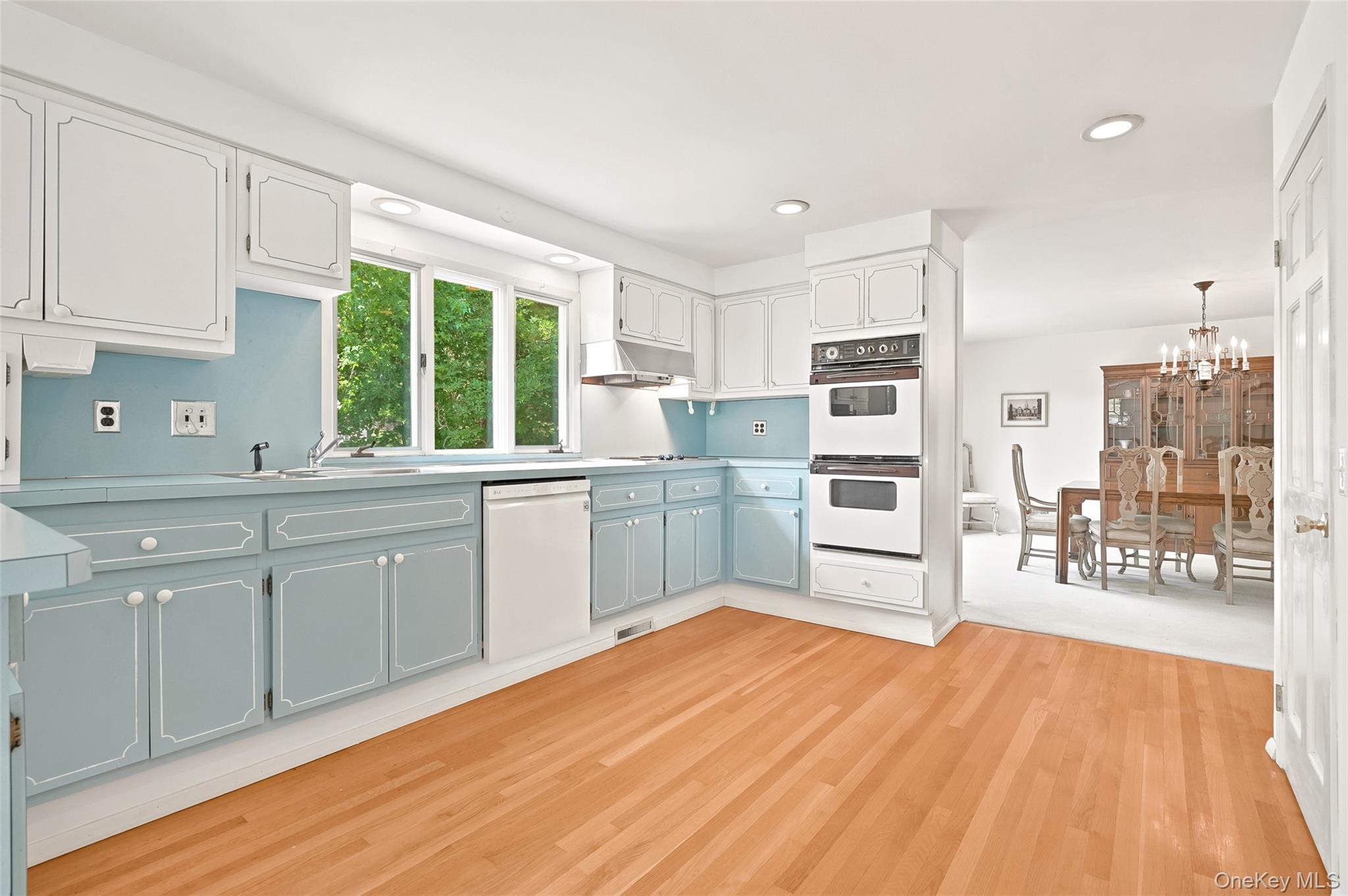 Photo 9 of this property