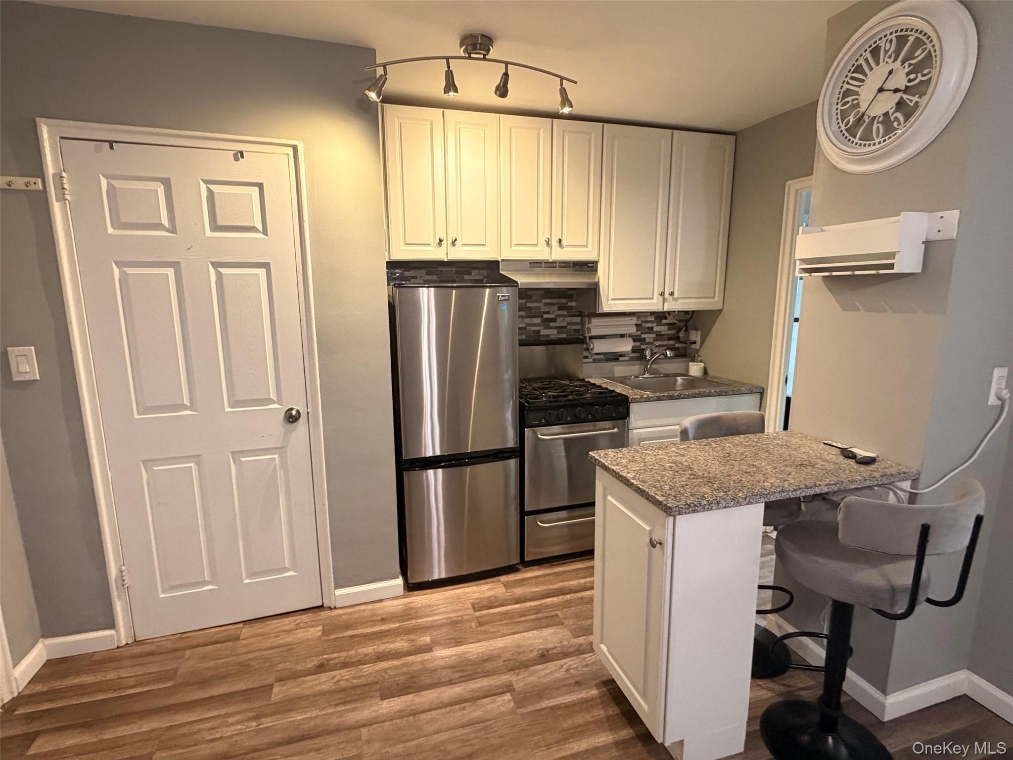 Photo 7 of this property